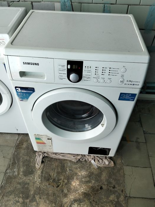 Стиральная машина продам.