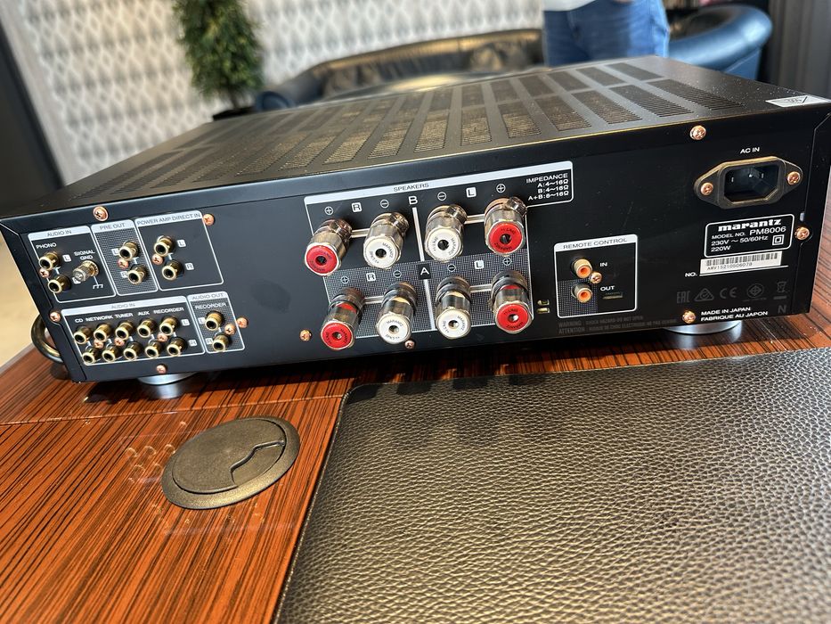 Усилвател MARANTZ PM8006 Black