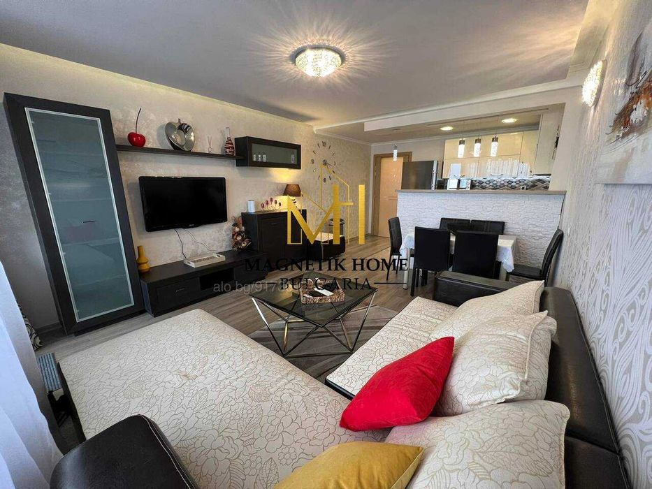 Уникален тристаен апартамент с панорама море и паркомясто в Поморие