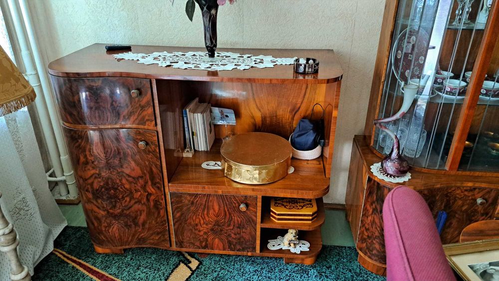 Vand mobila sufragerie vintage
