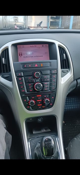 Vând Opel Astra P-J