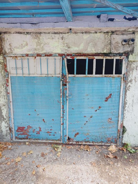 Дава се под наем Гараж / Паркомясто в Русе, Здравец Изток - 20 кв.м за 40.8 € - Снимка #1