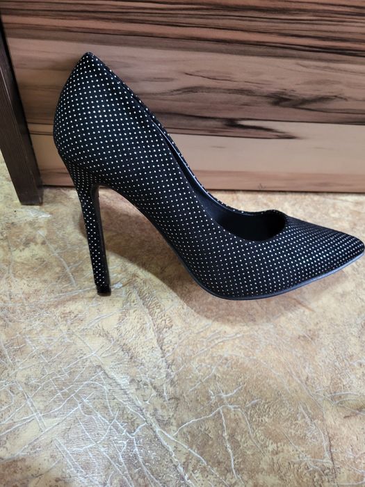 Новые туфли 35 размера