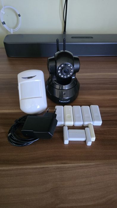 Camera Supraveghere Wi-Fi VStarcam C37-AR + Senzori + Telecomanda
