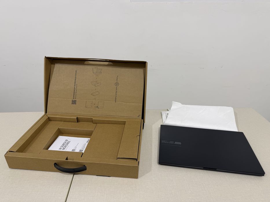 Yangi Asus VivoBook OLED Ryzen 5 8GB 512GB SSD