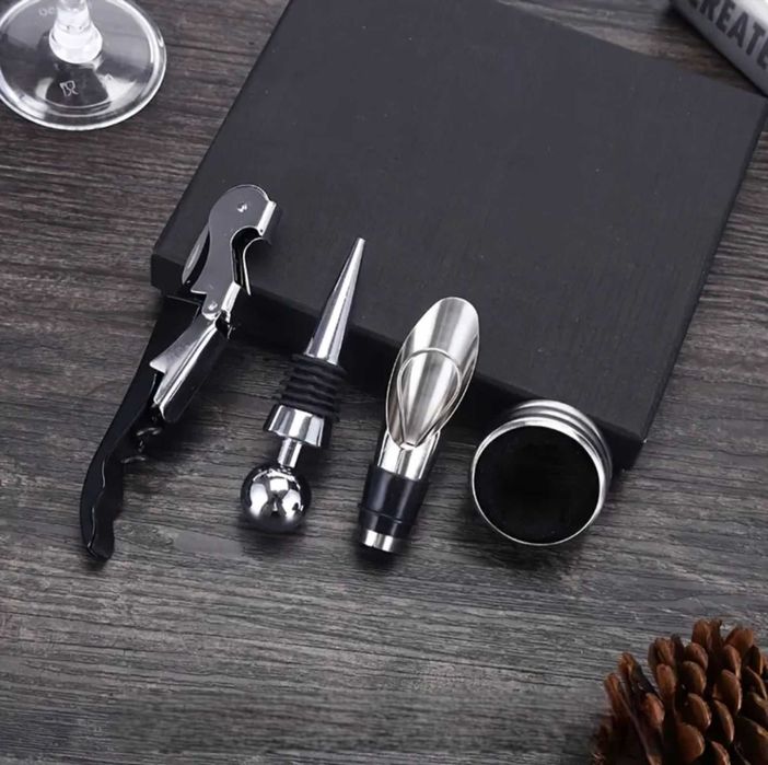 Сет за вино / Дървена подложки / Идеален за подарък