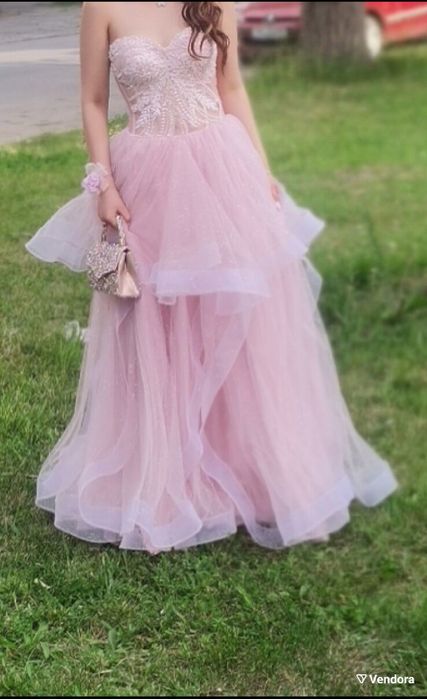 Бална рокля s размер