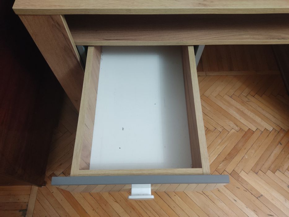 Продам комплект мебели