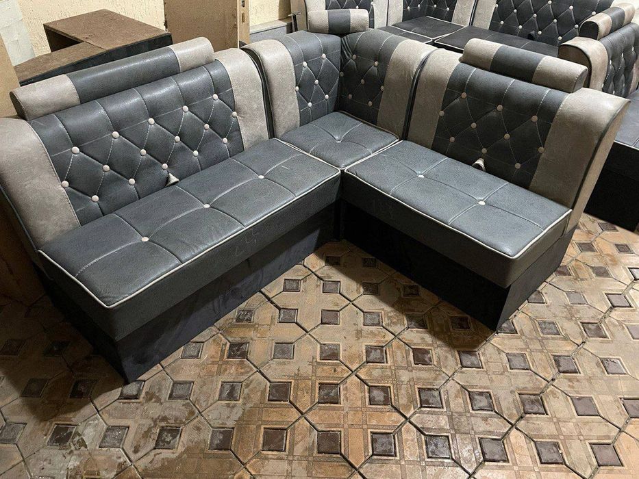 Кухонный уголок  ортопедический(пружина) 180см-150см , комплект. . Osh