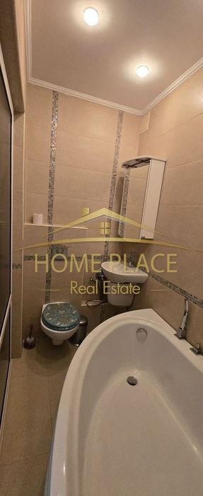 Дава се под наем Тристаен апартамент в Варна, Център - 90 кв.м за 897.6 € - Снимка #11