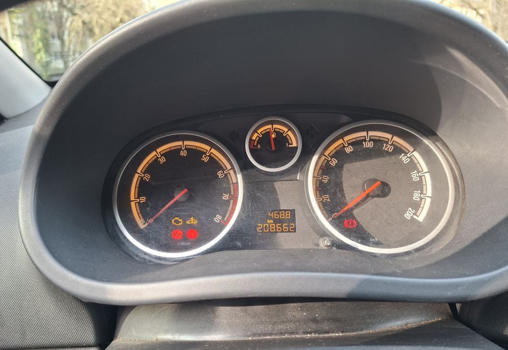 Opel Corsa D 1.0 Benzină – 2008