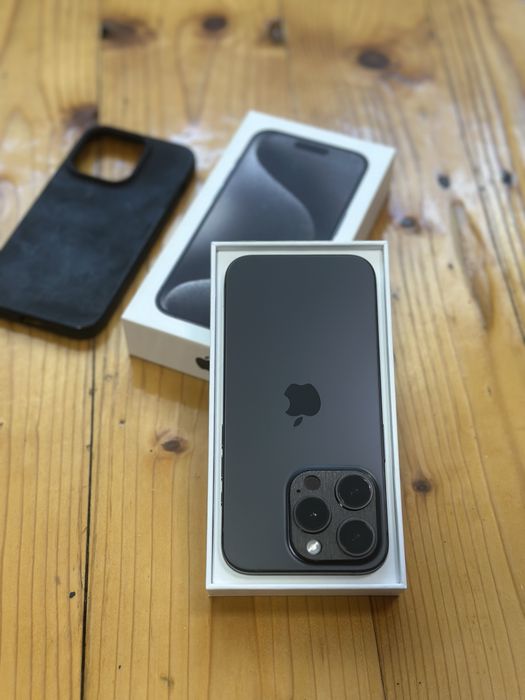 iPhone 15 Pro Black ca nou stare noua 128 GB 93% baterie full box + husa