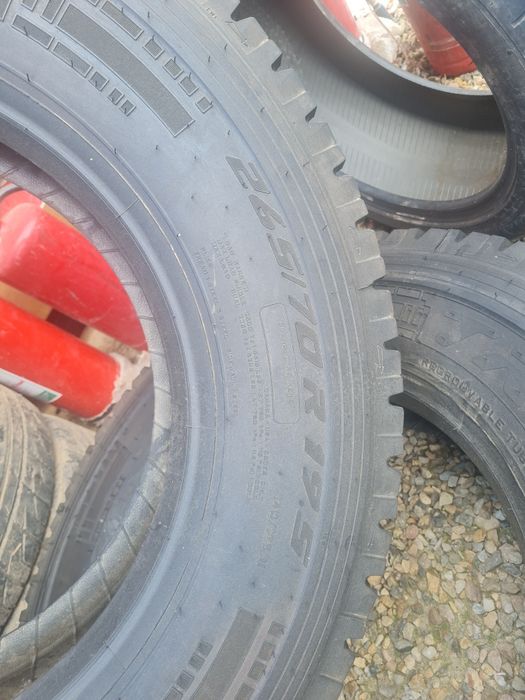 265/70 R19.5  Pirelli TR01