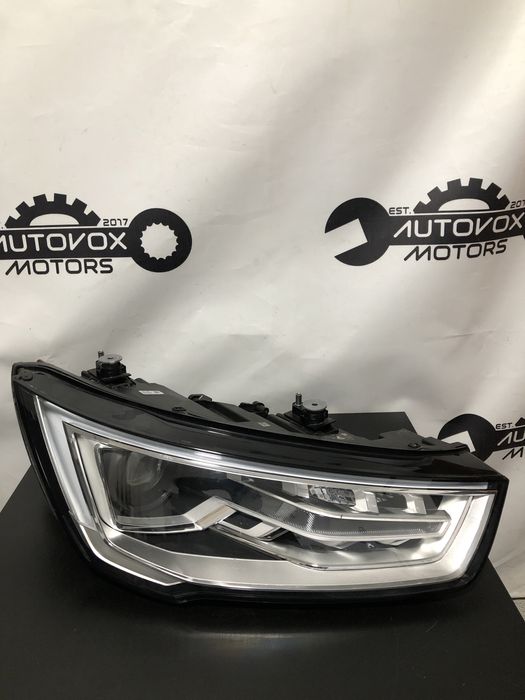 Far dreapta bixenon led Audi A1 an 2016-2019 cod 8XA941006