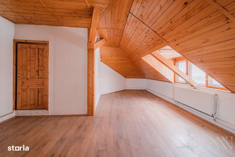 Proprietate versatila de inchiriat | Casa, hala/ atelier +garaj, anexe