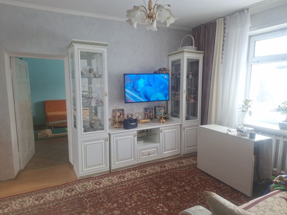 Полдома на 64квартале