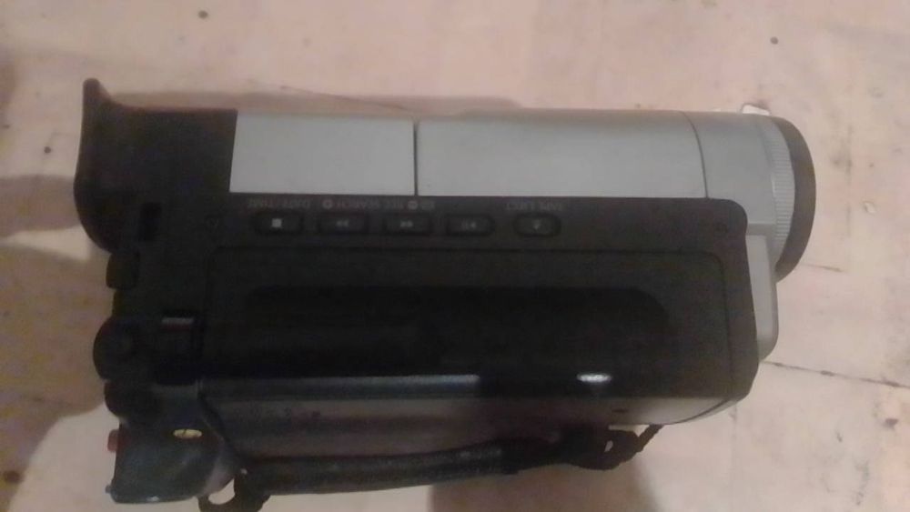 Ретро видеокамера Samsung VP-L900