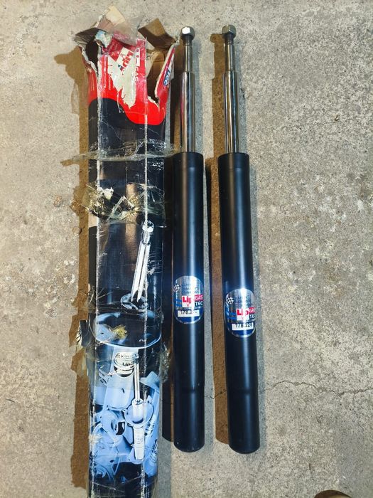 Новые Амортизаторы БМВ е38-34