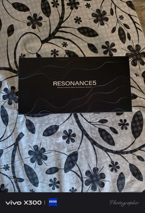 Erand resonance 5 iem hi end earphones