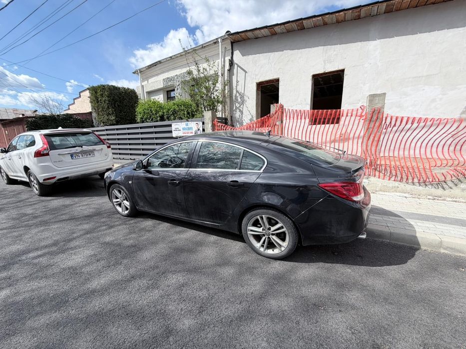 Opel Insignia Turbo benzina, 4x4, 220 CP