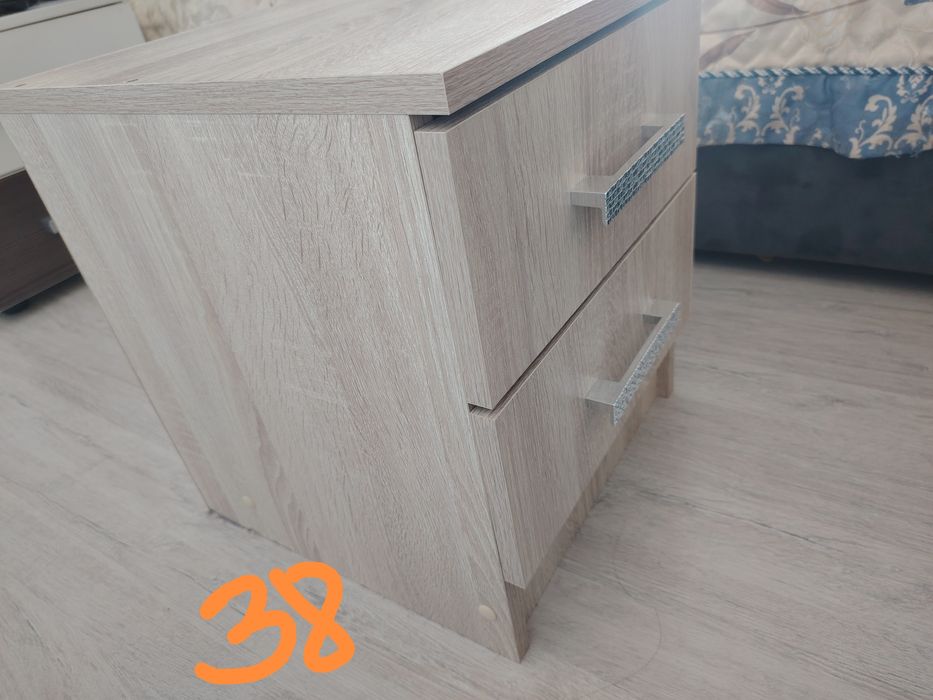 Тумба прикроватная