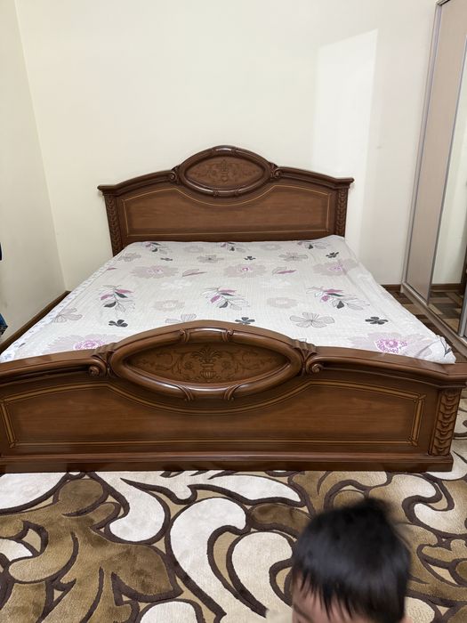 кровать сотилади, холати яхши , факат 1 киши ётган