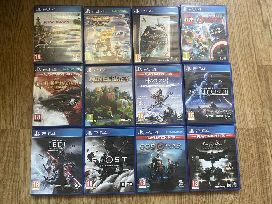 PS4 Slim 500 GB + 2 джойстика + 12 игри