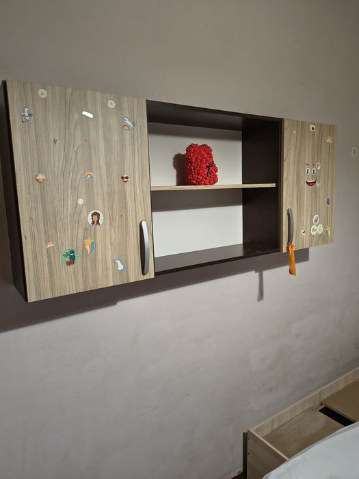 Vând dulap dormitor