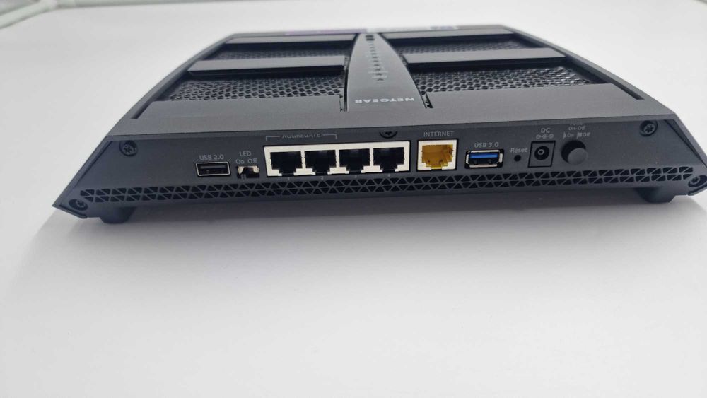 Router Netgear Nighthawk X6S [Amanet Club Caro]