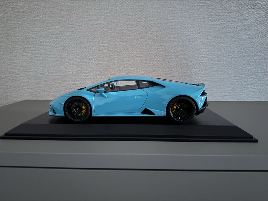 Колекционерски автомобил 1:18 Lamborghini Huracan EVO