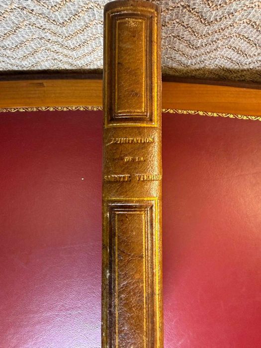 L’Imitation de la très Sainte Vierge, 1840, Paris, integrală în piele