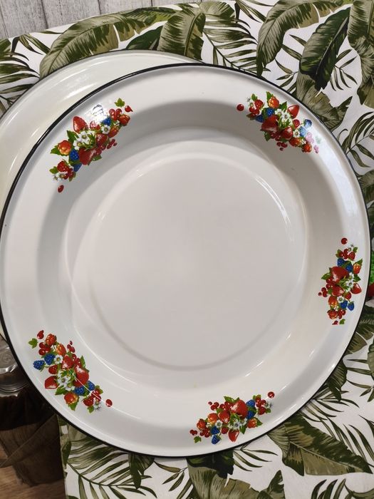 Продам   новое блюдо  табак