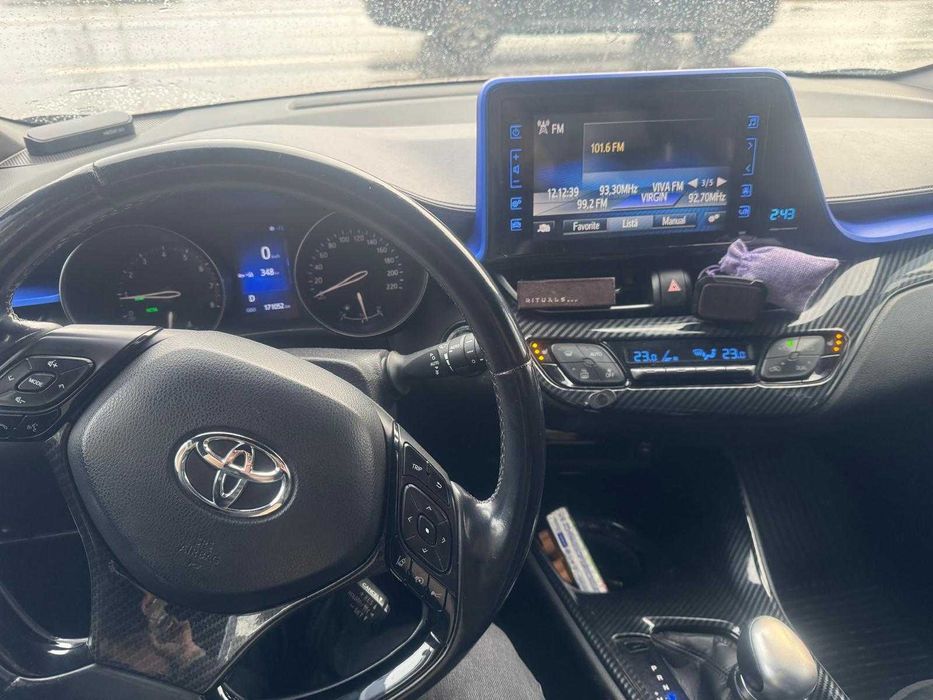 Toyota CHR 2017 , benzina , automata , 4x4 AWD