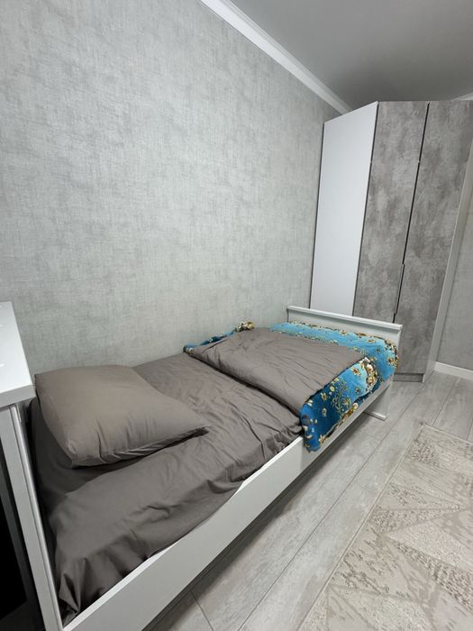 Продам односпальную кровать