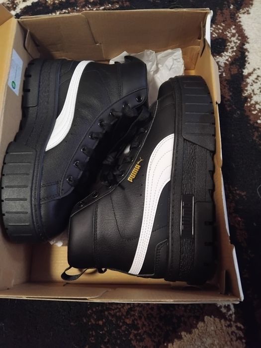 Супер намалени.Чисто нови оригинални сникърси Пума