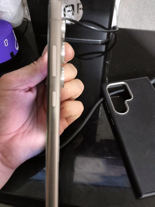 Продам Samsung s24 Ultra