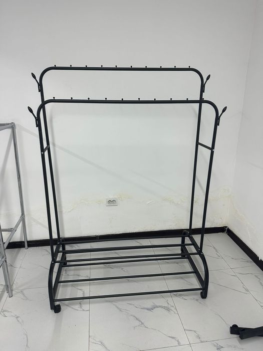 Вешилка напольная