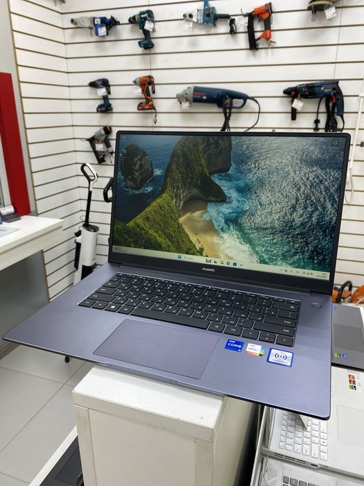 Huawei matebook D15 (p25)