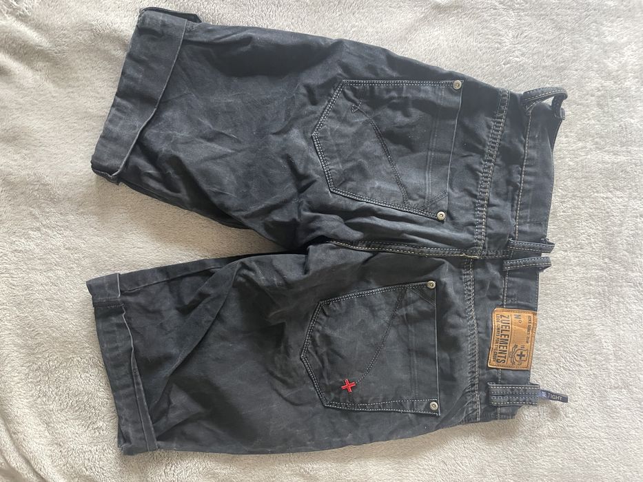 Дънки и къси панталонки