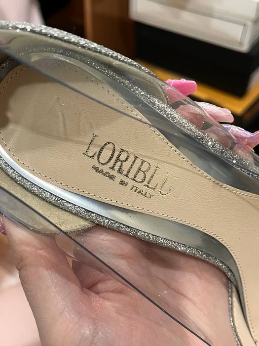 Продам туфли loriblu