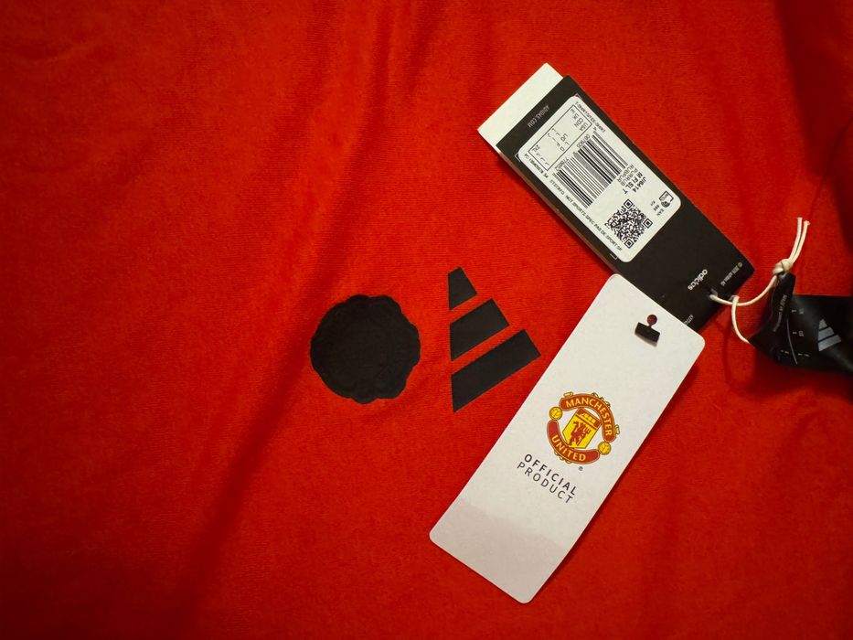 Оригинална тениска Манчестър Юнайтед
