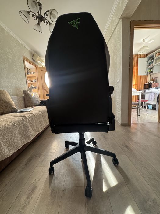 Игровое кресло Razer tarok ultimate