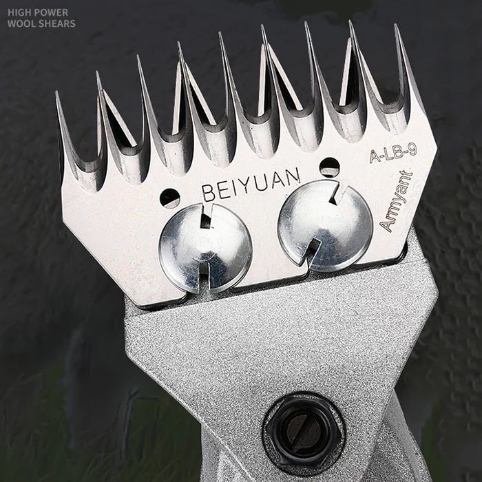 Qo’y qaychi（Қўй қайчи машинка)