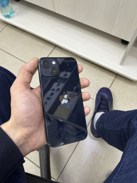 Продам Iphone 14