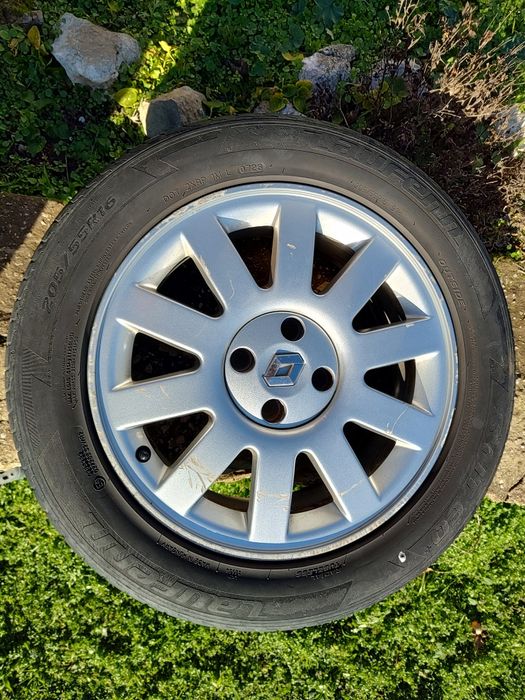 Гуми с джанти, оригинални за Рено 16 цола