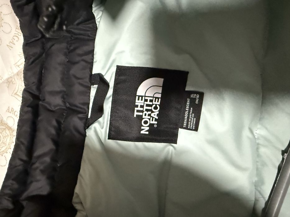 Яке the noth face 700