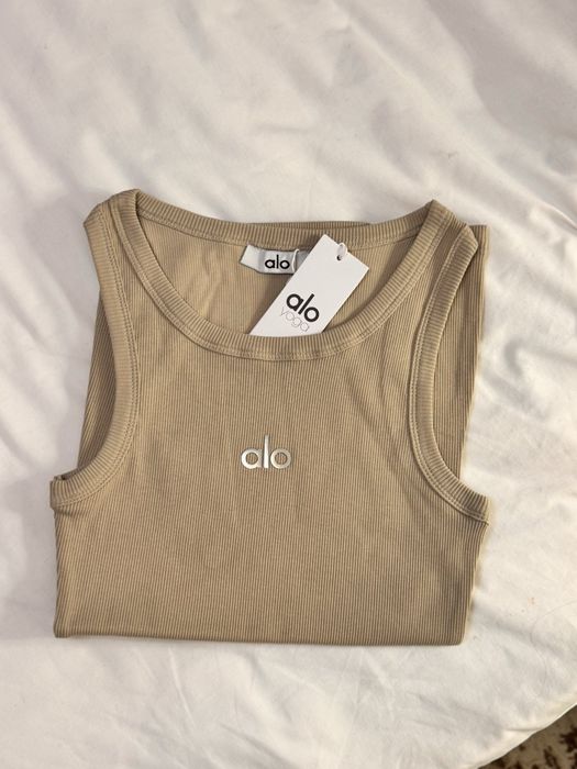 Crema цвят - Alo Потник