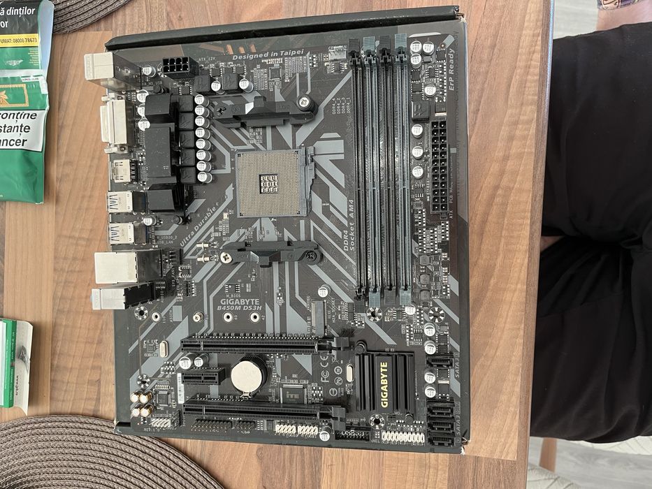 Componente PC defecte si functionale