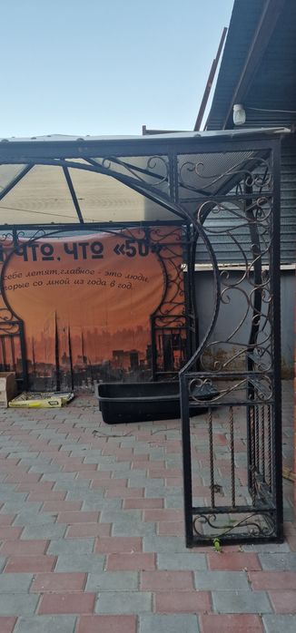 Продам беседку кованная