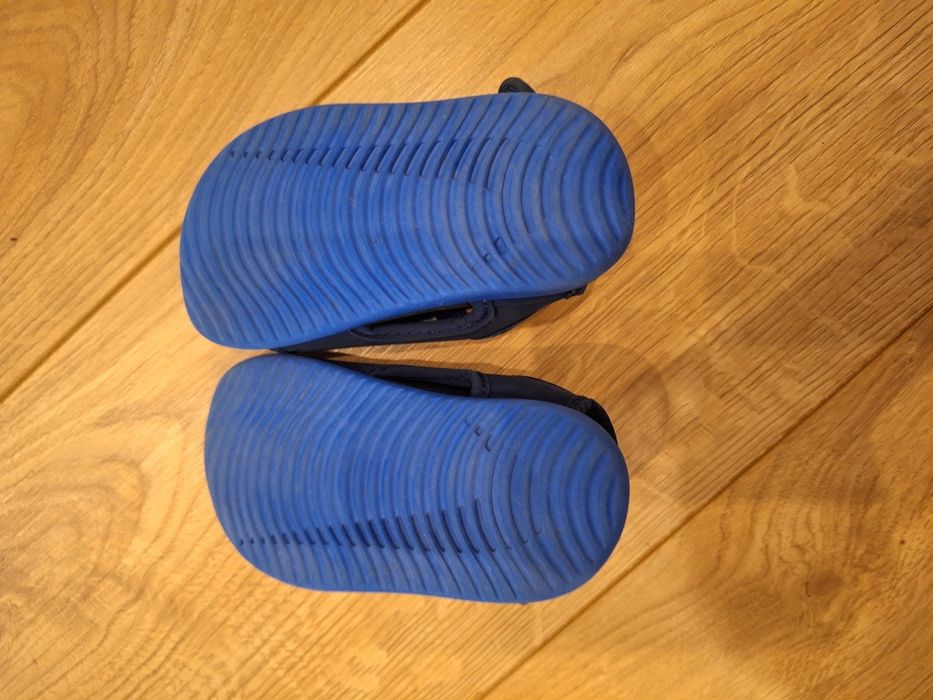 Летни сандали Nike